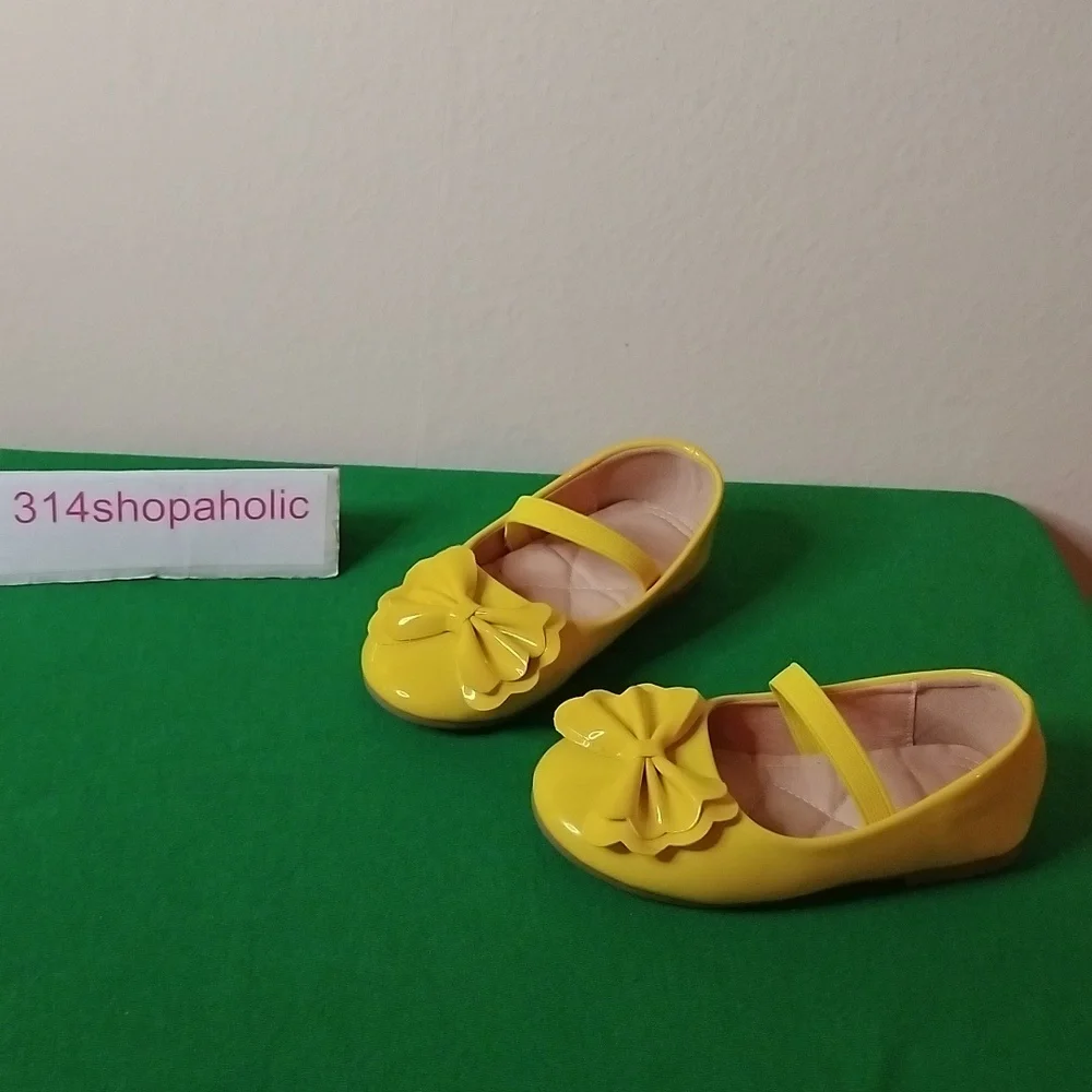 Toddler Girls Yellow Patent Leather Shoes With Bow
